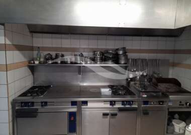 Café – Hôtel – Restaurant - Tabac sur le chemin du Stevenson