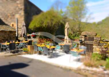 HOTEL-RESTAURANT-BAR-LICENCE IV EN CEVENNES