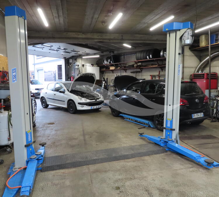 S0147 | Garage automobile et station-service